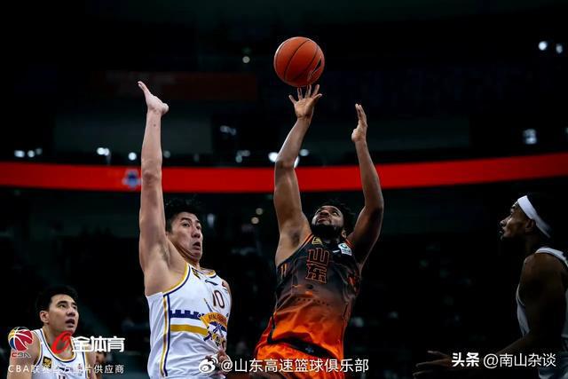 米兰体育-关于三分雨：北京队三分球命中率突破40%，火力猛爆！的信息