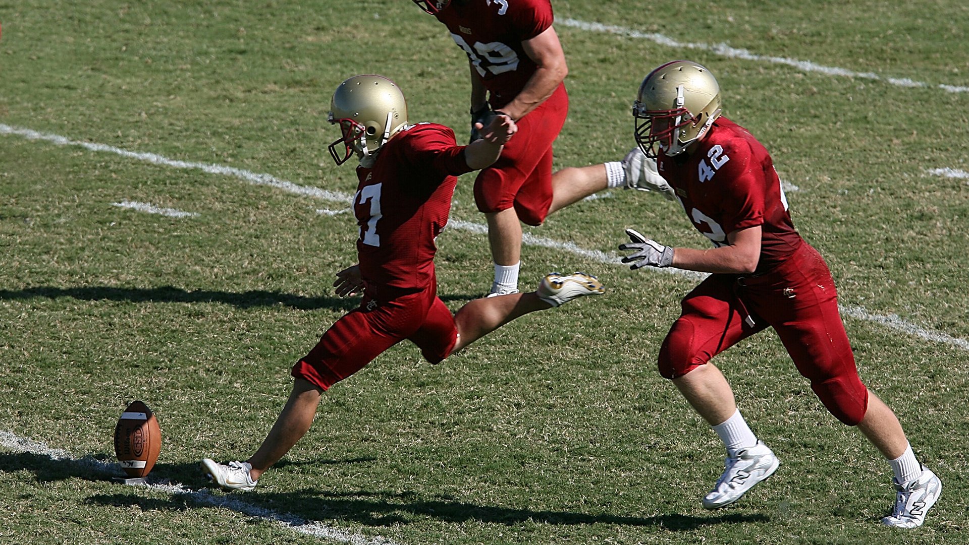 中国足球青少年足球场地建设项目启动,中国青少年足球发展计划领导办公室